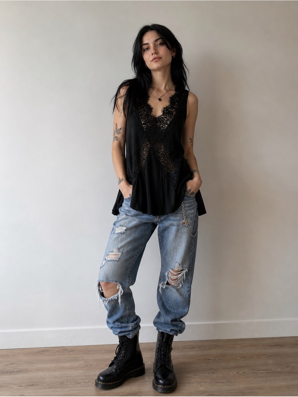 Gimmicks Sleeveless Black Lace Y2K Top Small Whimsigoth Lagenlook Grunge